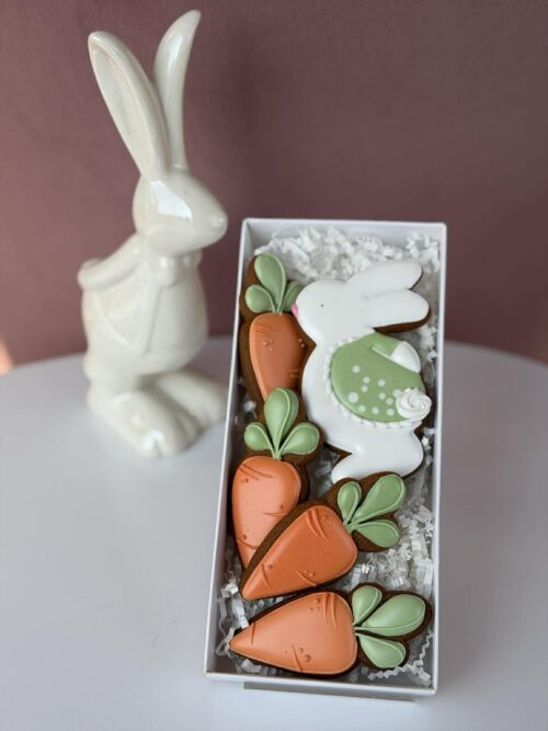 Rinkinys - Kiškutis tarp morkų